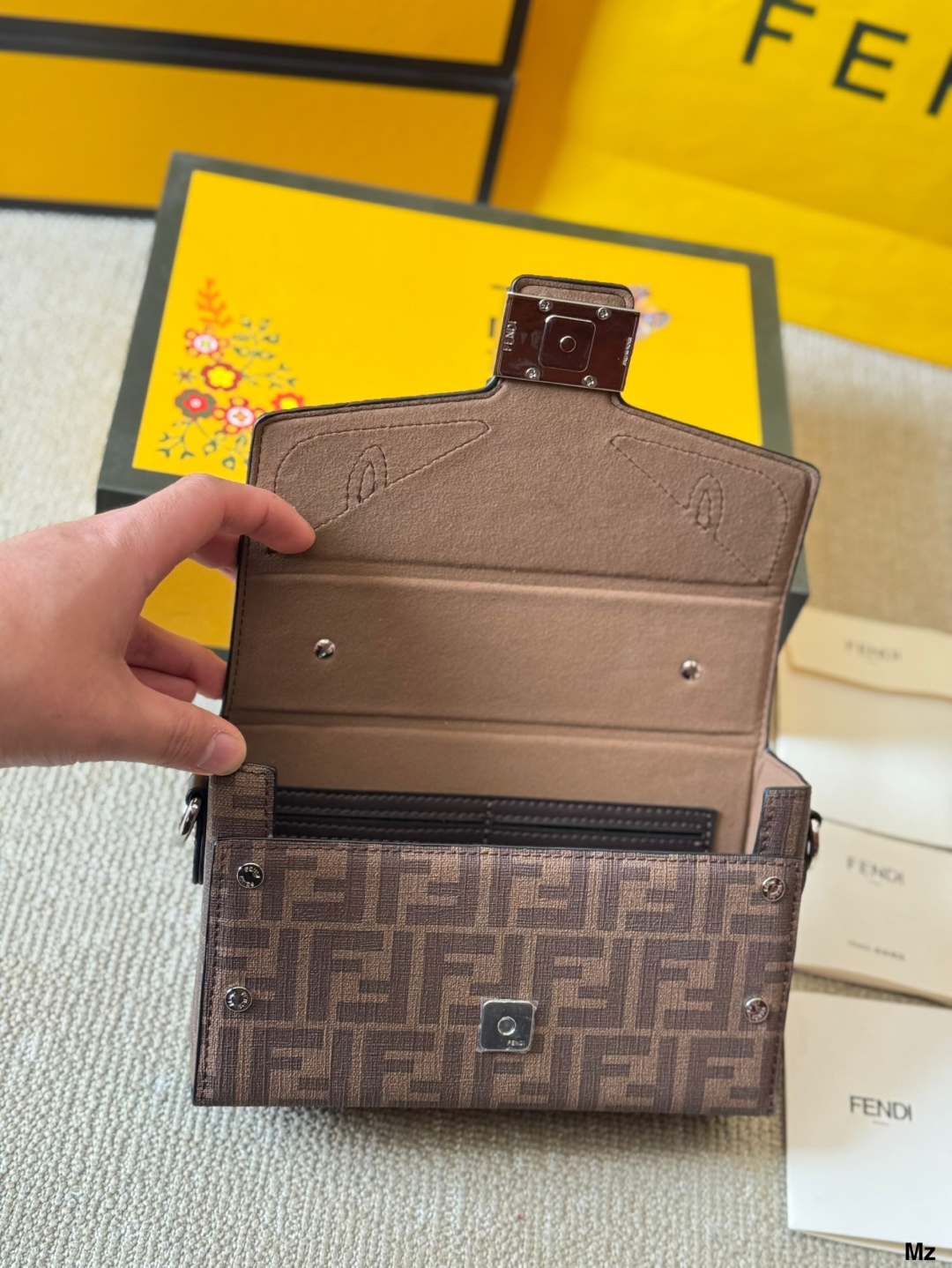 F-I Bags with baguettes