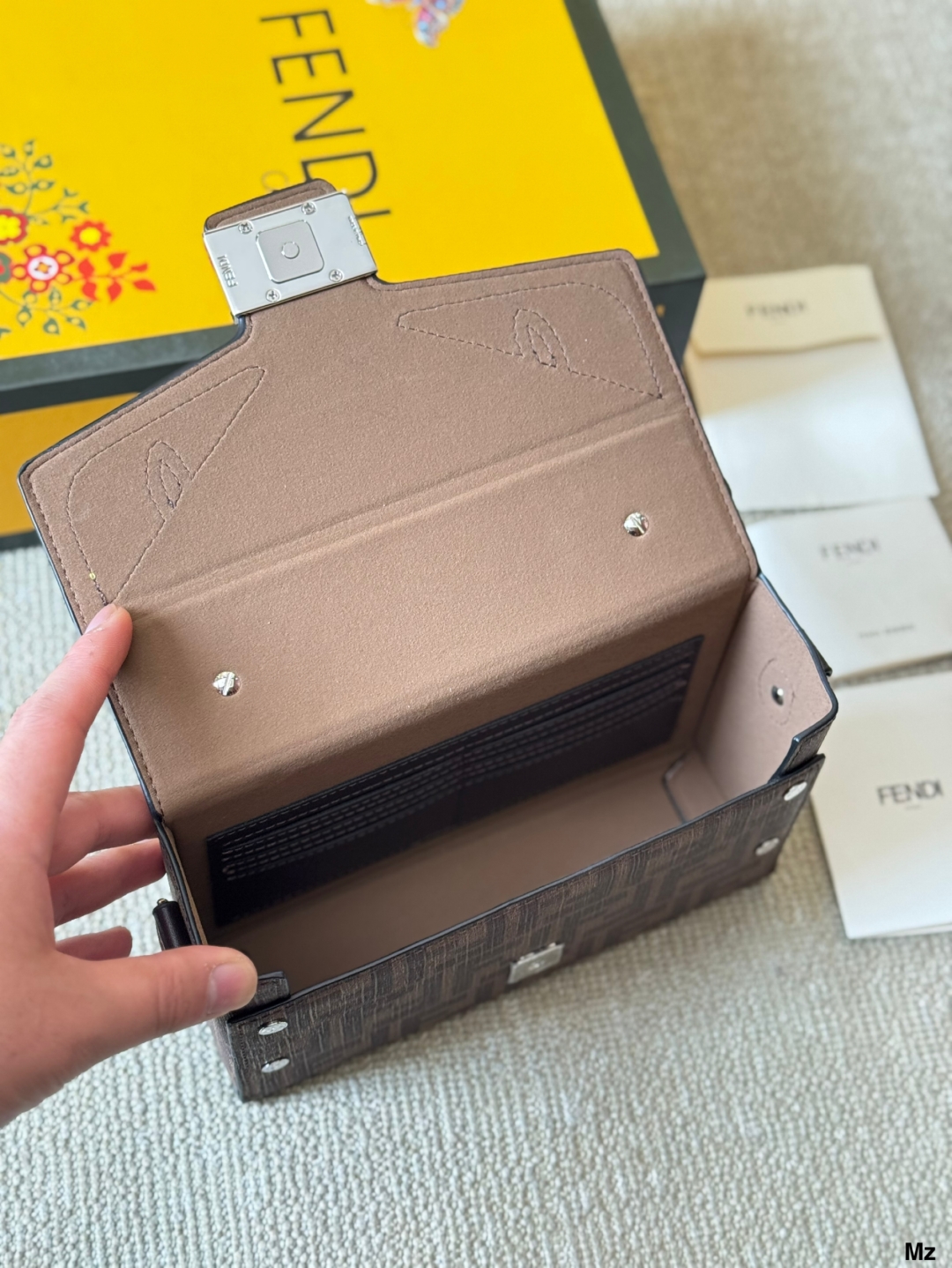 F-I Bags with baguettes