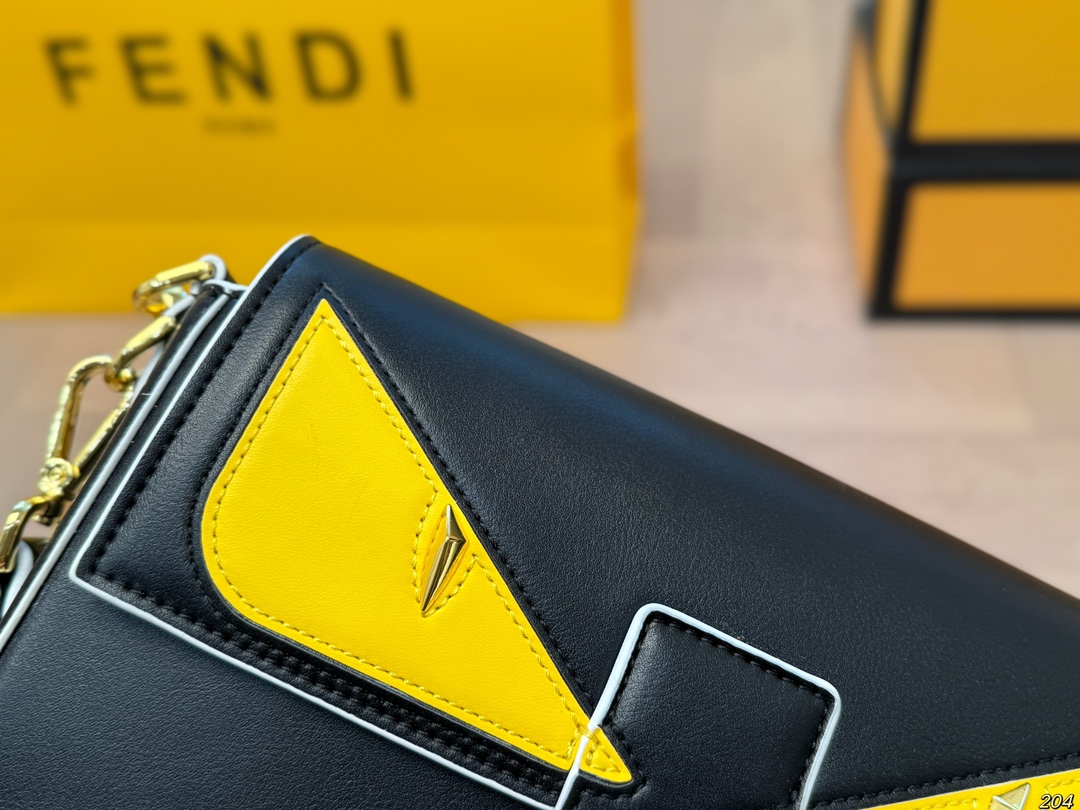 F-I Monster baguette bag