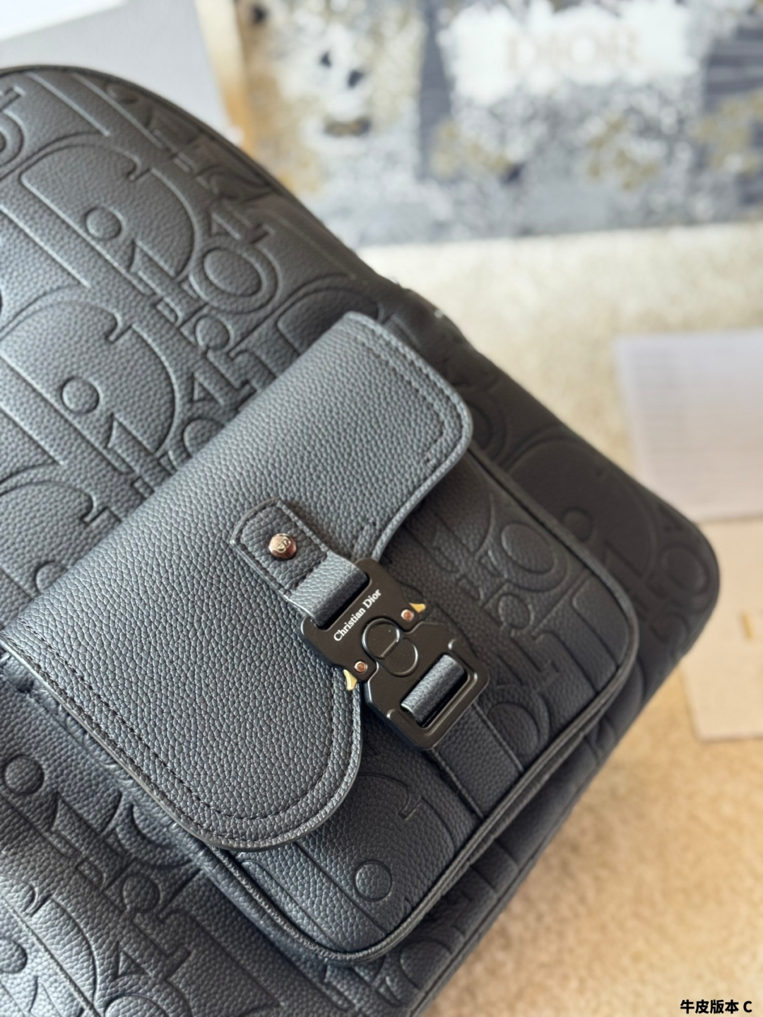 D-R Unisex backpack with large capacity