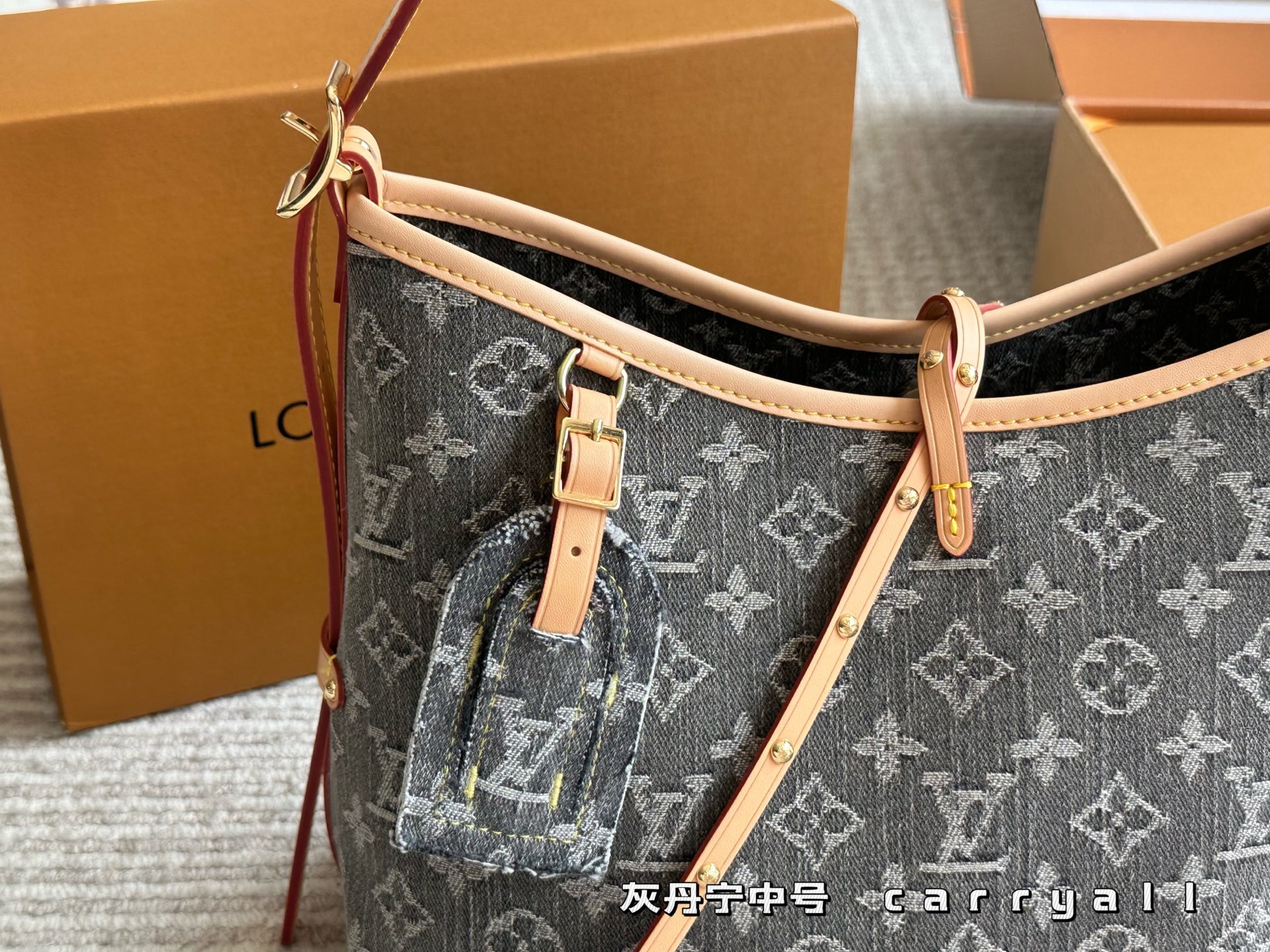 L-V 24 limited edition denim carryall medium