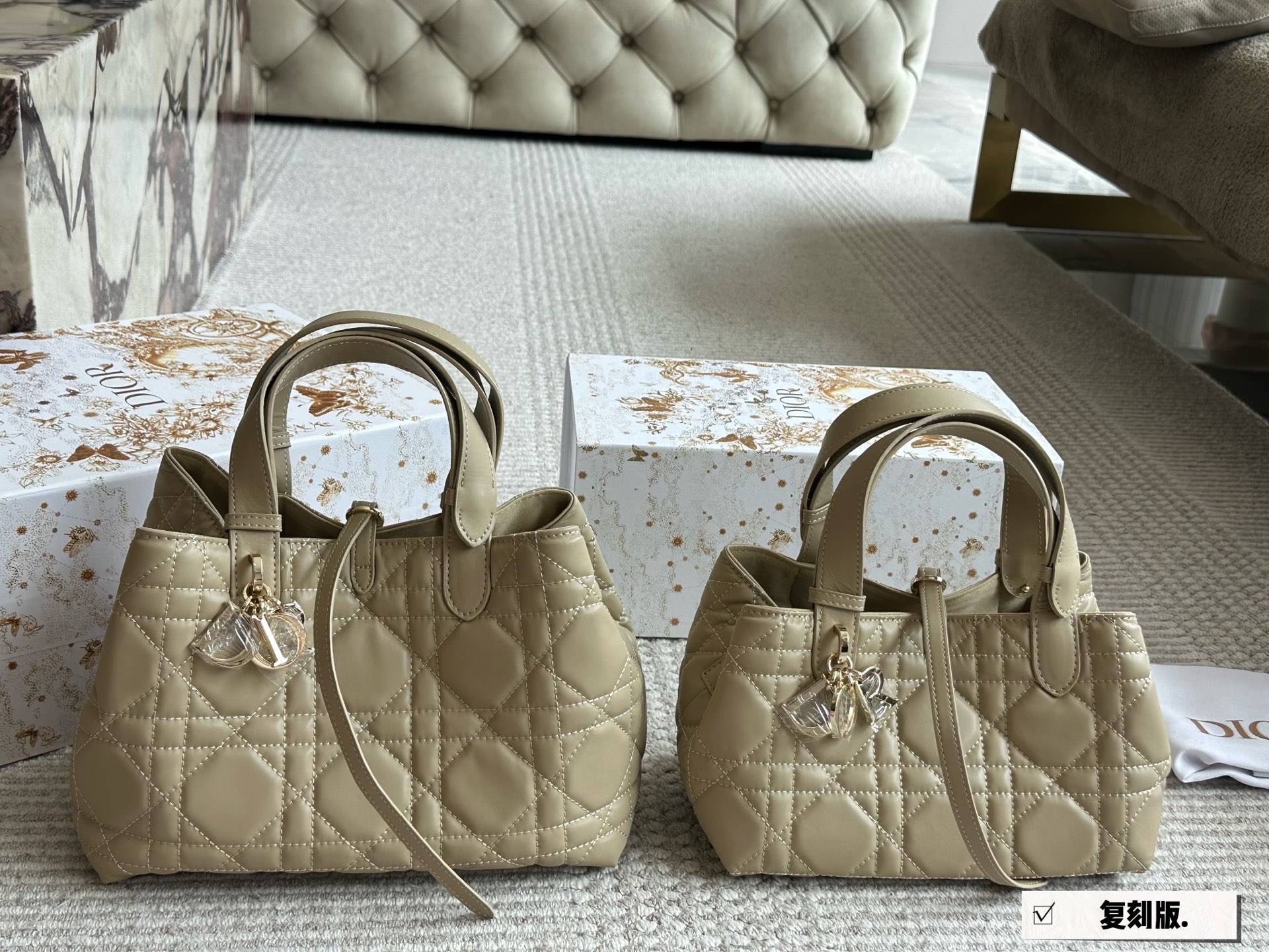 D-R Super hot Toujours shopping bag