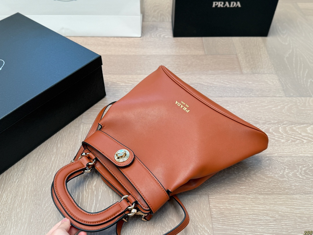 P-A New shopping bag