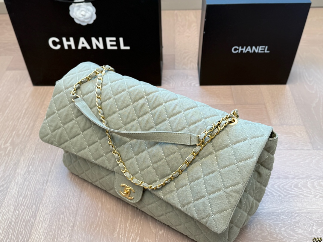 C-L Cowboy airport bag