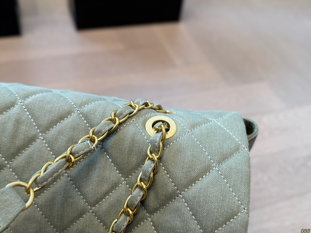 C-L Cowboy airport bag