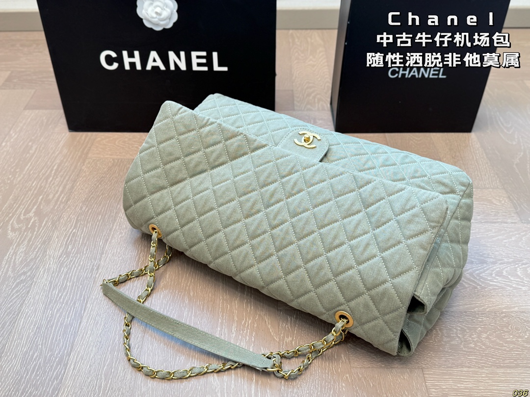 C-L Cowboy airport bag