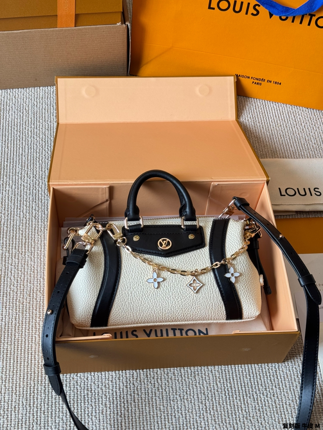 L-V Motorcycle handbag