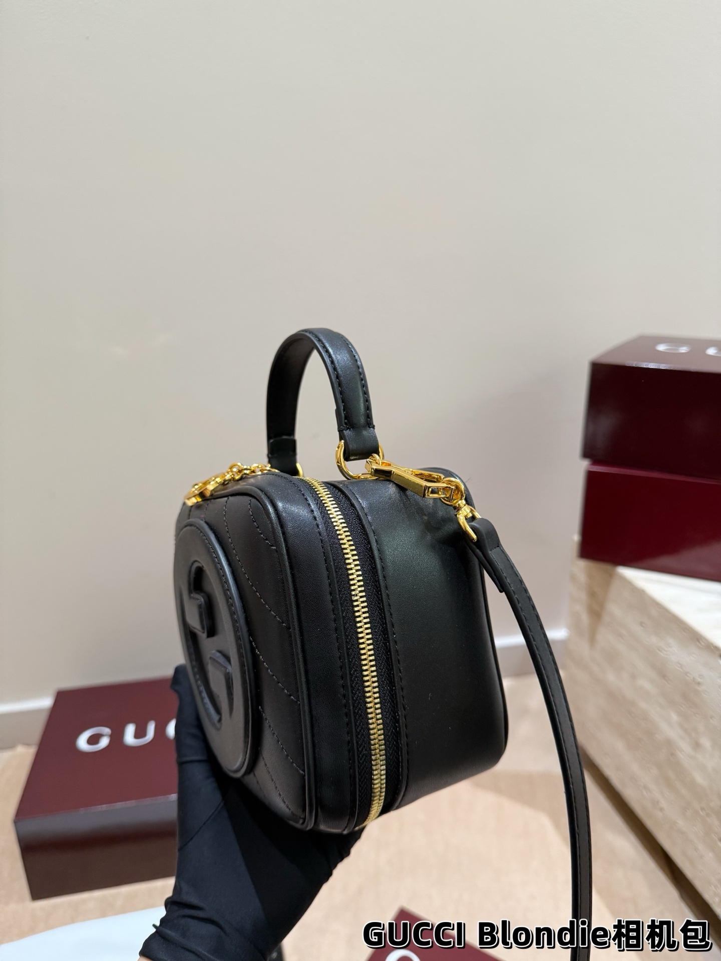 G-G Blondie portable camera bag