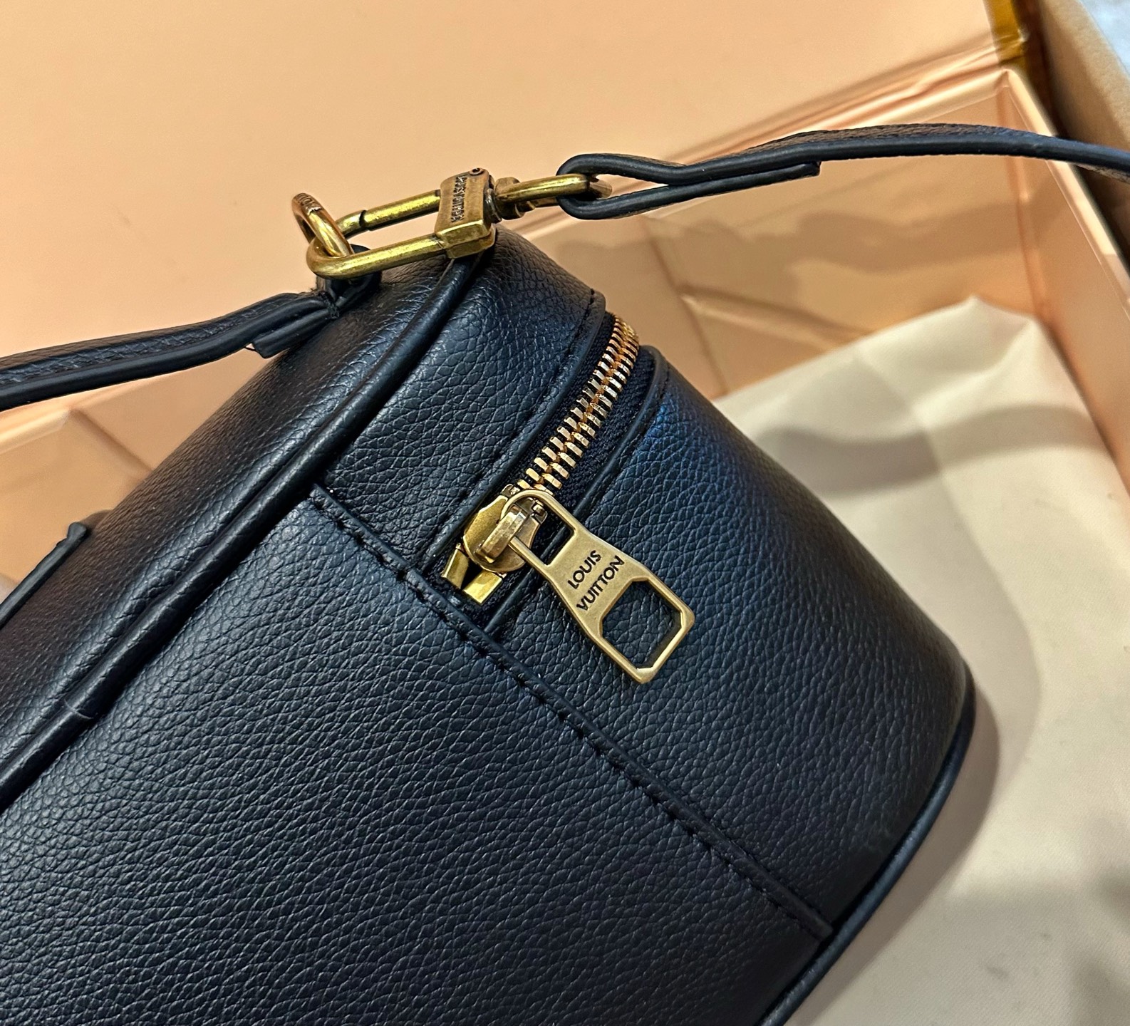 L-V LowKey Vanity handbag