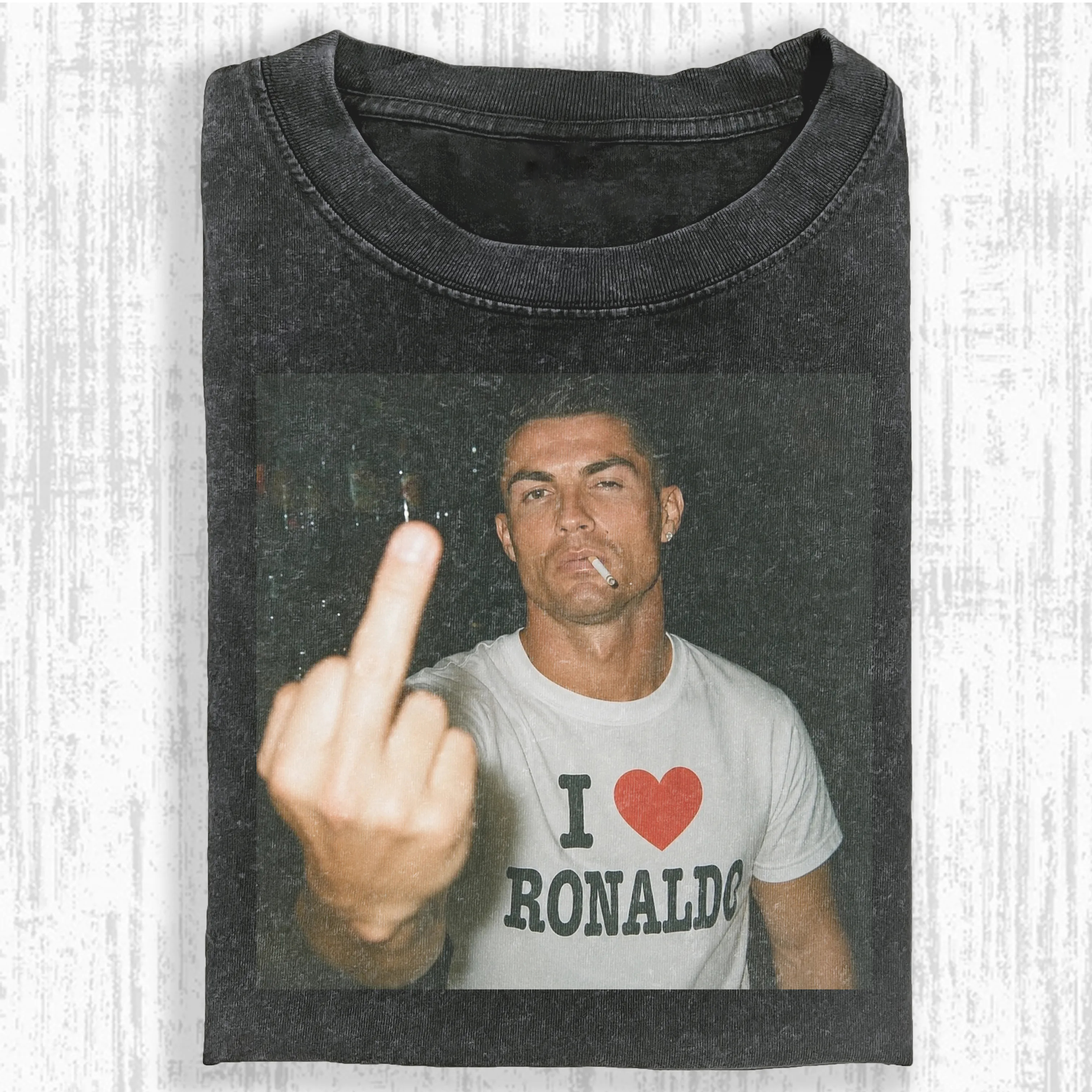 RETRO FOOTBALL LEGEND PORTRAIT FADED GRAPHIC TEE