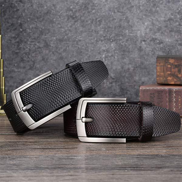 VINTAGE COWHIDE BELT 