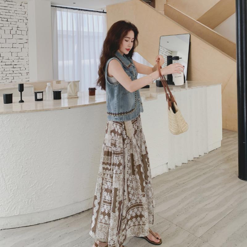 【單品/套裝】復古民族風刺繡牛仔馬甲半身裙兩件套裝-HaloBless