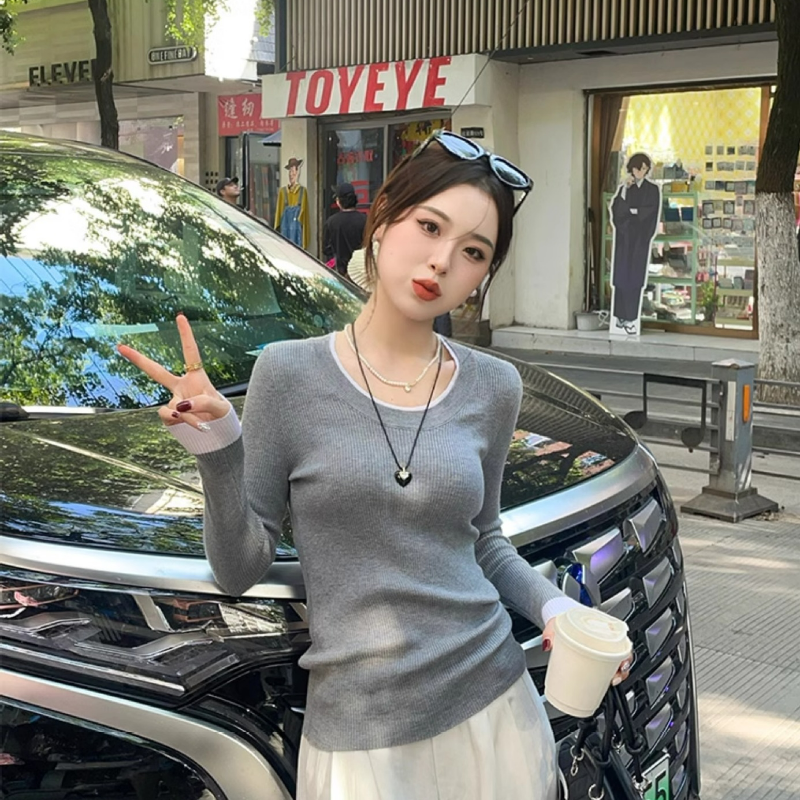 圓領撞色內搭設計感針織長袖T恤-HaloBless