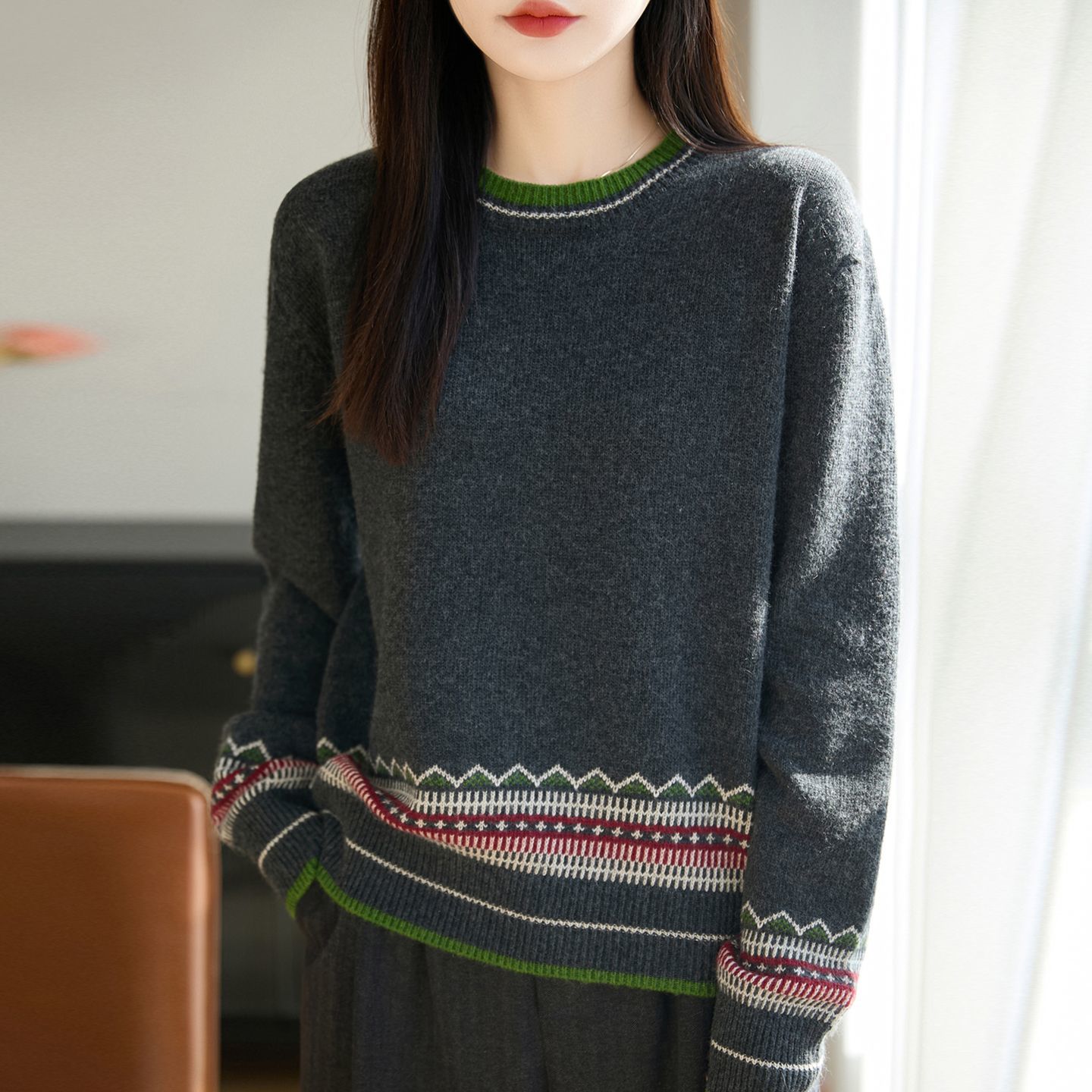 新款民族提花撞色圓領時尚復古正肩寬鬆打底衫