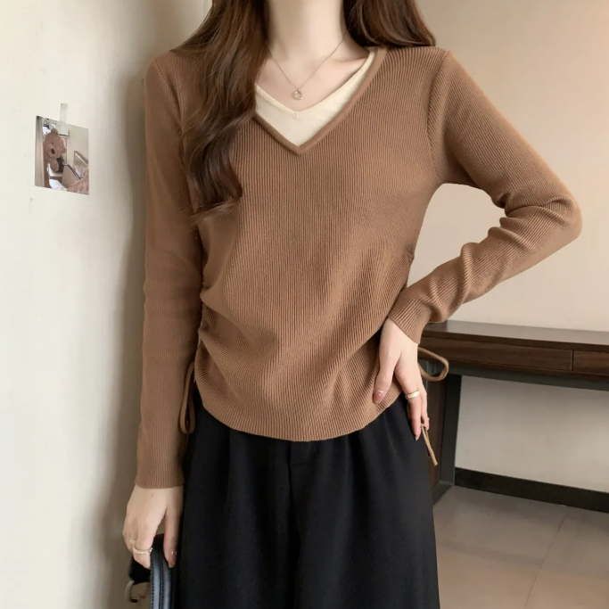 假兩件設計感正肩v領長袖內搭打底衫-HaloBless