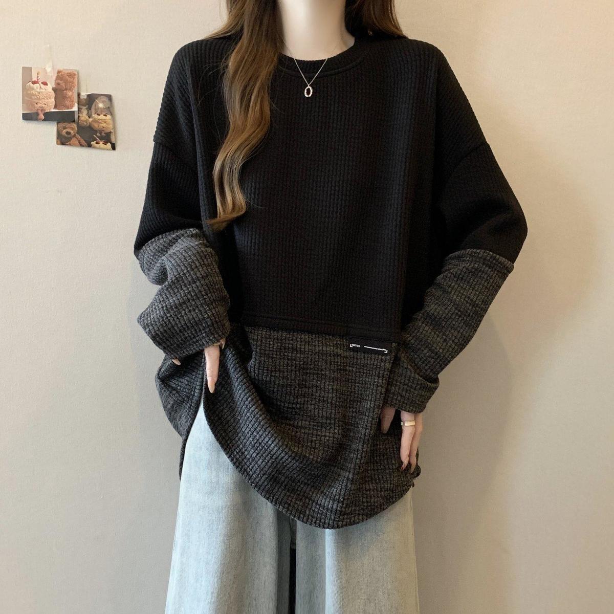 2色設計感拼接寬鬆慵懶撞色長袖T恤-HaloBless