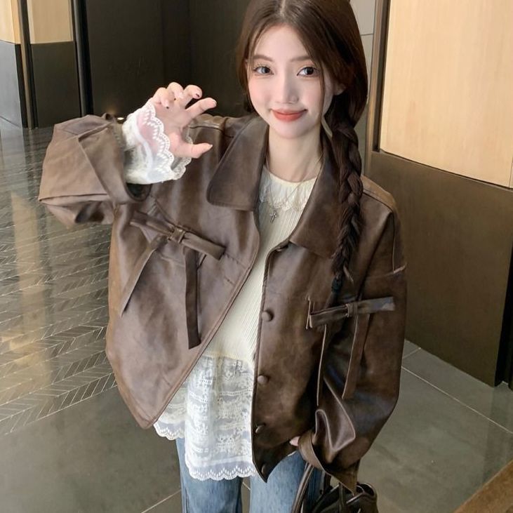 甜美內搭設計感拼接下擺蕾絲長袖打底衫-HaloBless