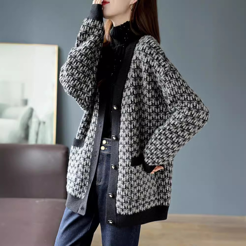 韓版大碼V領毛衣厚高檔小香風針織開衫