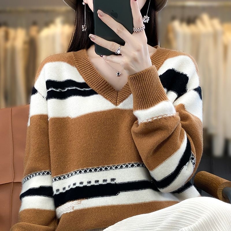 條紋大碼V領打底衫寬鬆顯瘦加厚針織毛衣