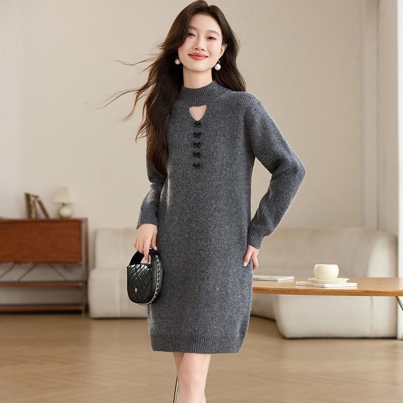 時尚百搭寬鬆加厚半高領中長版針織毛衣洋裝