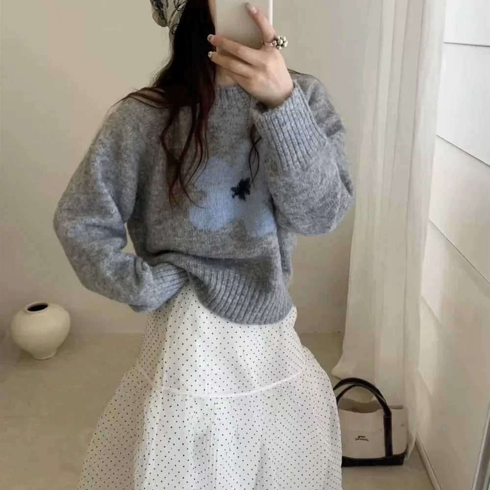 韓系花朵提花圓領短版套頭針織毛衣