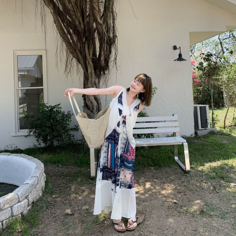 海島風V領無袖復古印花休閒闊腿背帶連體褲-HaloBless