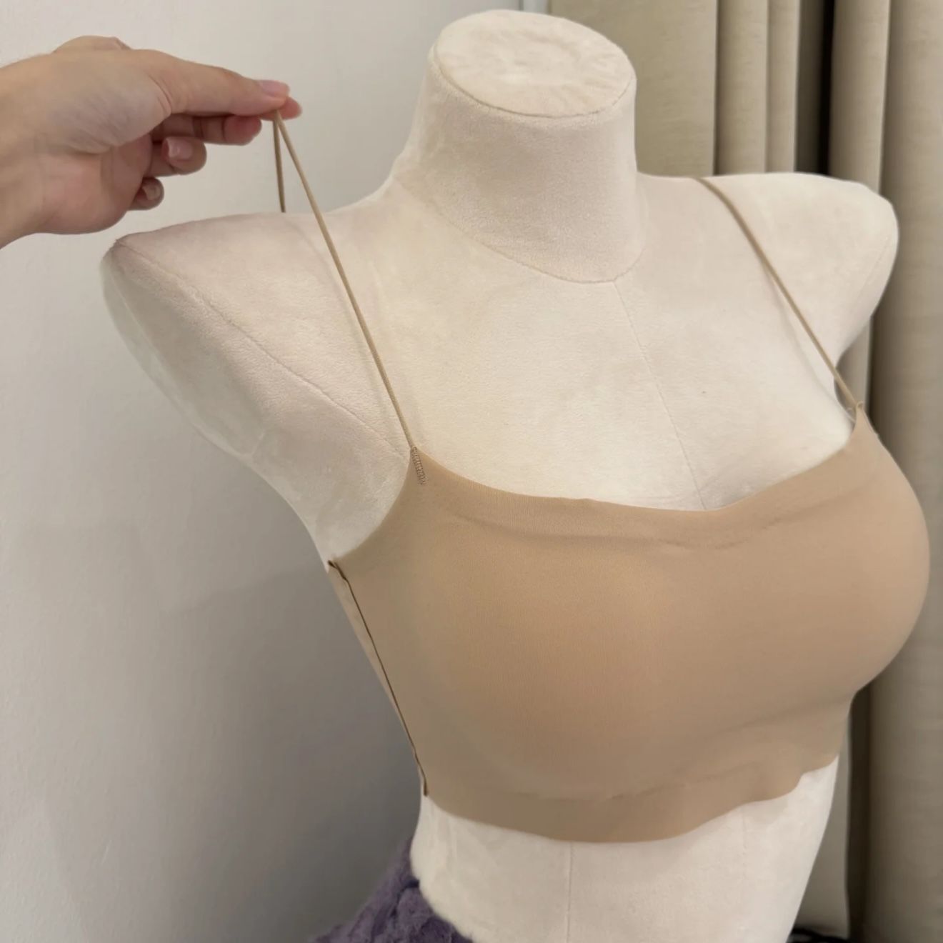 細肩帶不勒肉薄款純色涼感無痕內衣