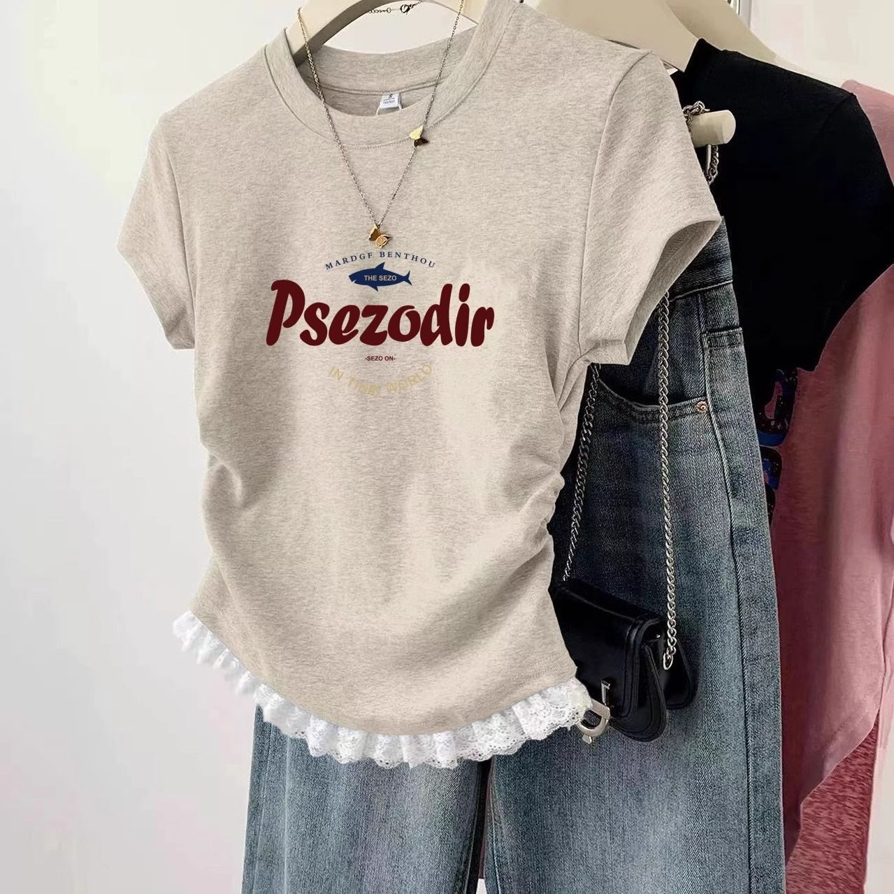 美式短款正肩蕾絲設計感褶皺收腰短袖t恤-HaloBless