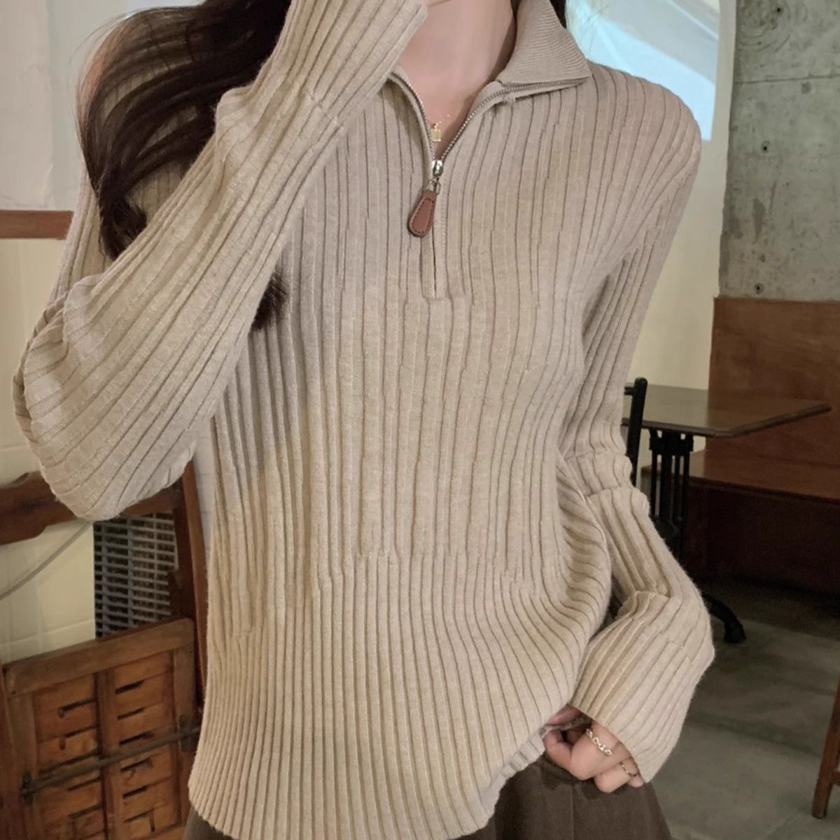 拉鍊立領氣質高級設計感坑條針織毛衣