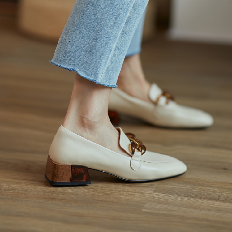 休閒金屬扣方頭低跟單鞋