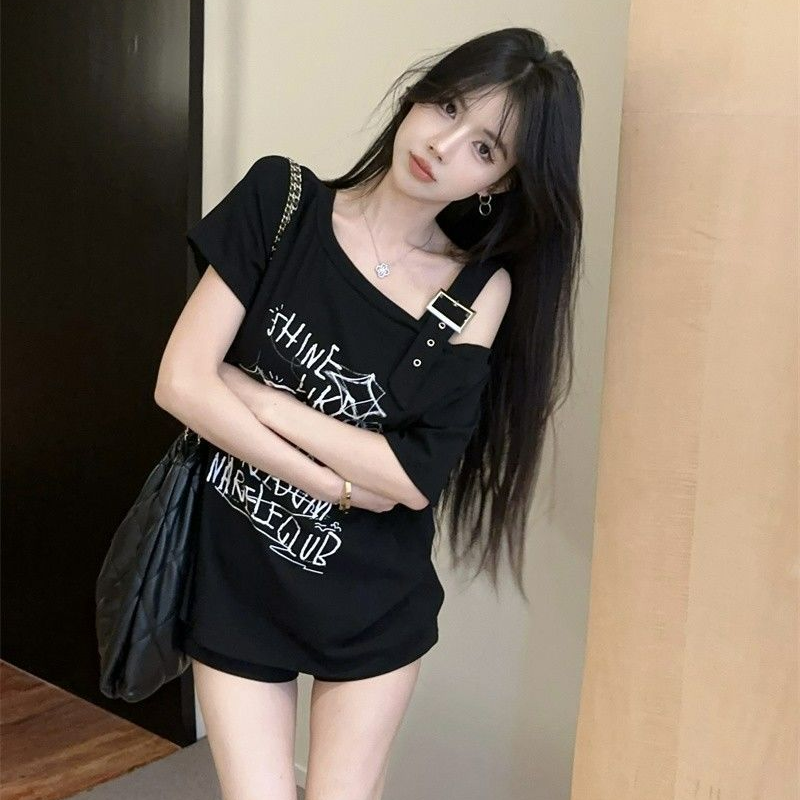 露肩設計韓版字母塗鴉印花斜肩短袖T恤