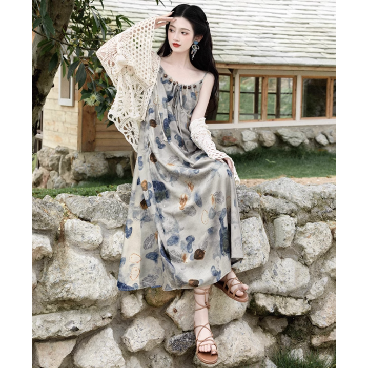 【單件/套裝】氣質油畫風吊帶連身裙+鏤空文藝開衫兩件套裝-HaloBless