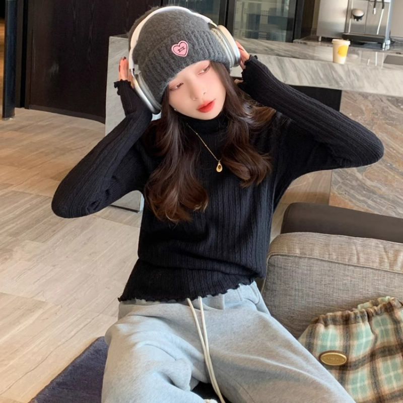 精緻木耳邊半高領修身內搭軟糯針織打底衫