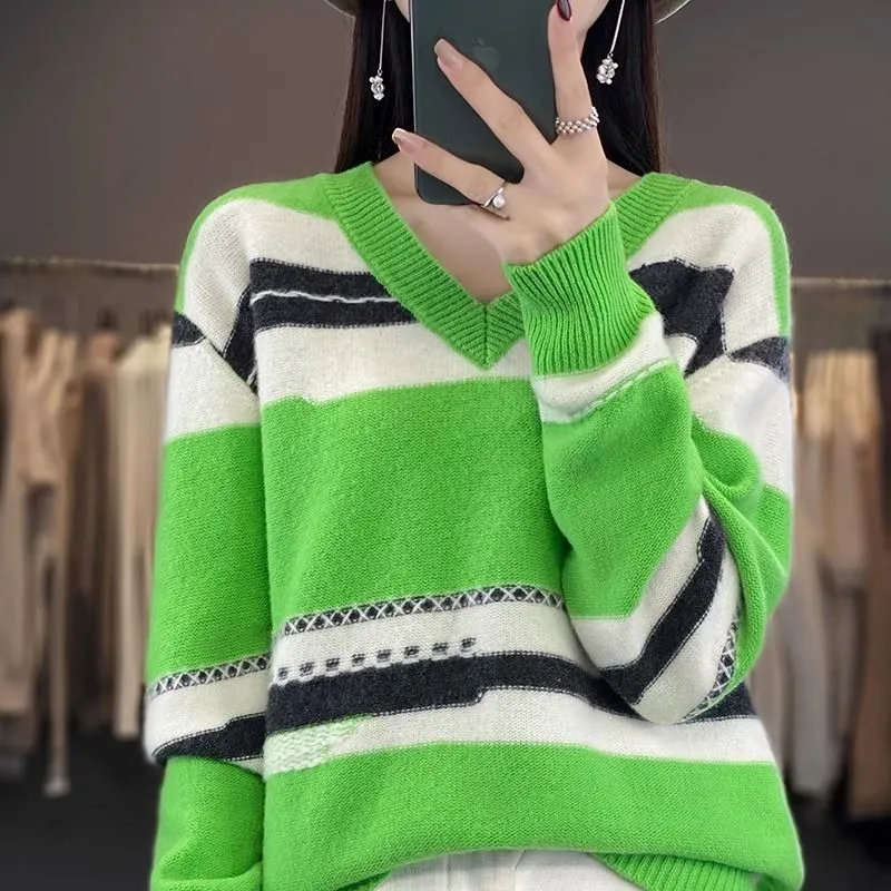 條紋大碼V領打底衫寬鬆顯瘦加厚針織毛衣