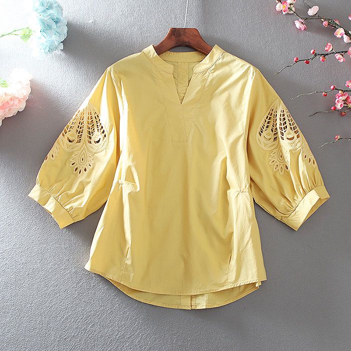 氣質V領休閒顯瘦百搭鏤空設計感中袖襯衫