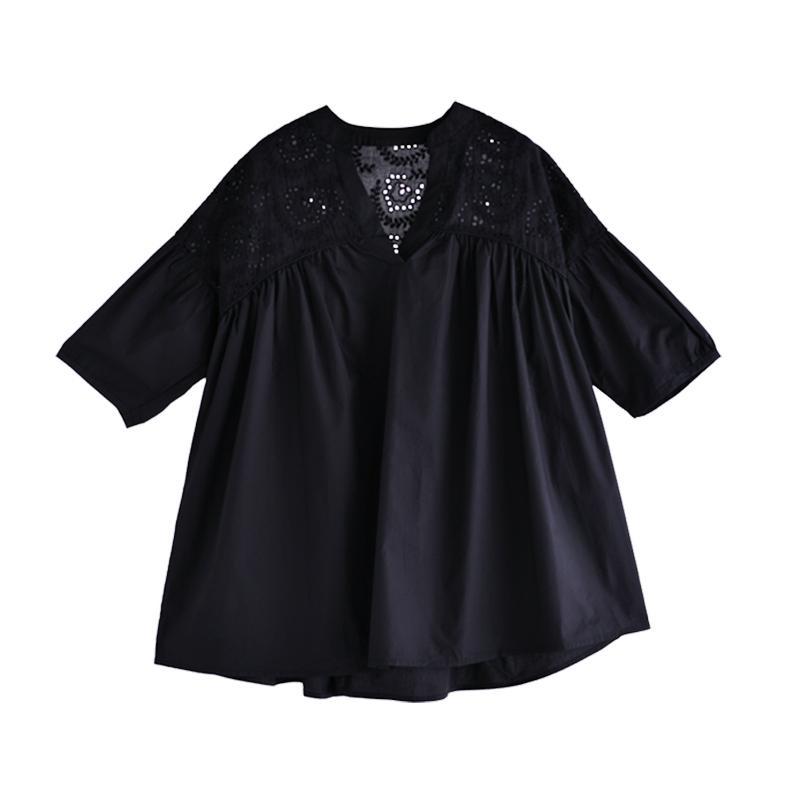 寬鬆顯瘦V領娃娃衫鏤空繡花拼接襯衫-HaloBless