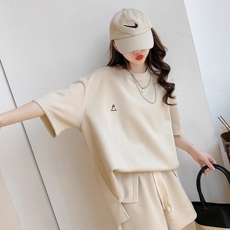 【整套】時尚洋氣減齡寬松遮肉短袖T恤+休閑運動短褲兩件套