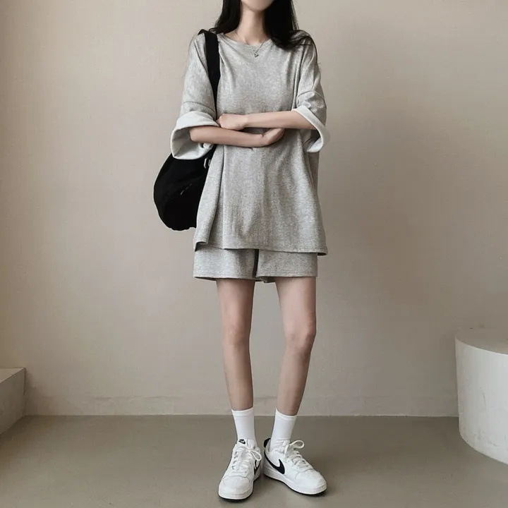 純棉韓版短袖T恤休閒短褲素色兩件套裝-HaloBless