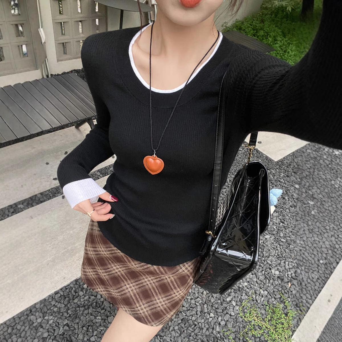 圓領撞色內搭設計感針織長袖T恤-HaloBless