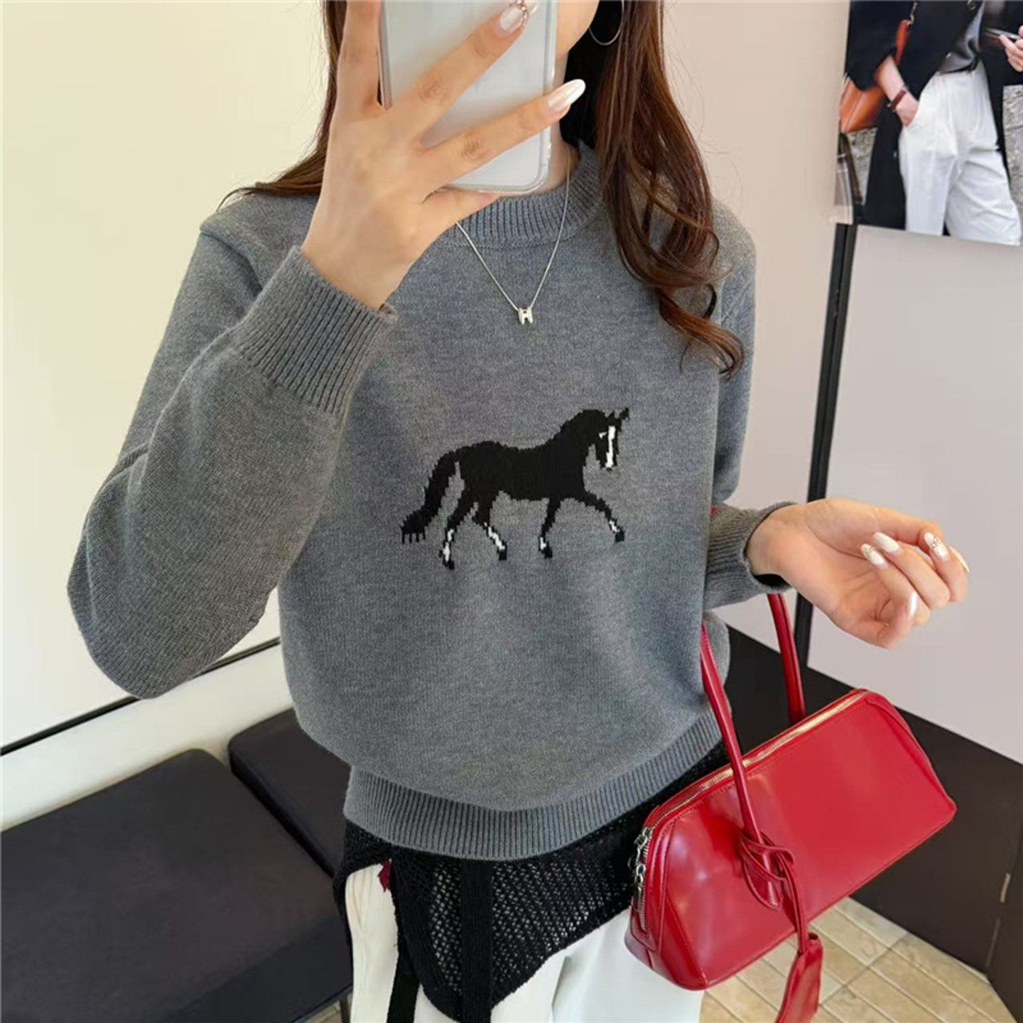 【限定款】卡通小馬提花減齡圓領針織衫