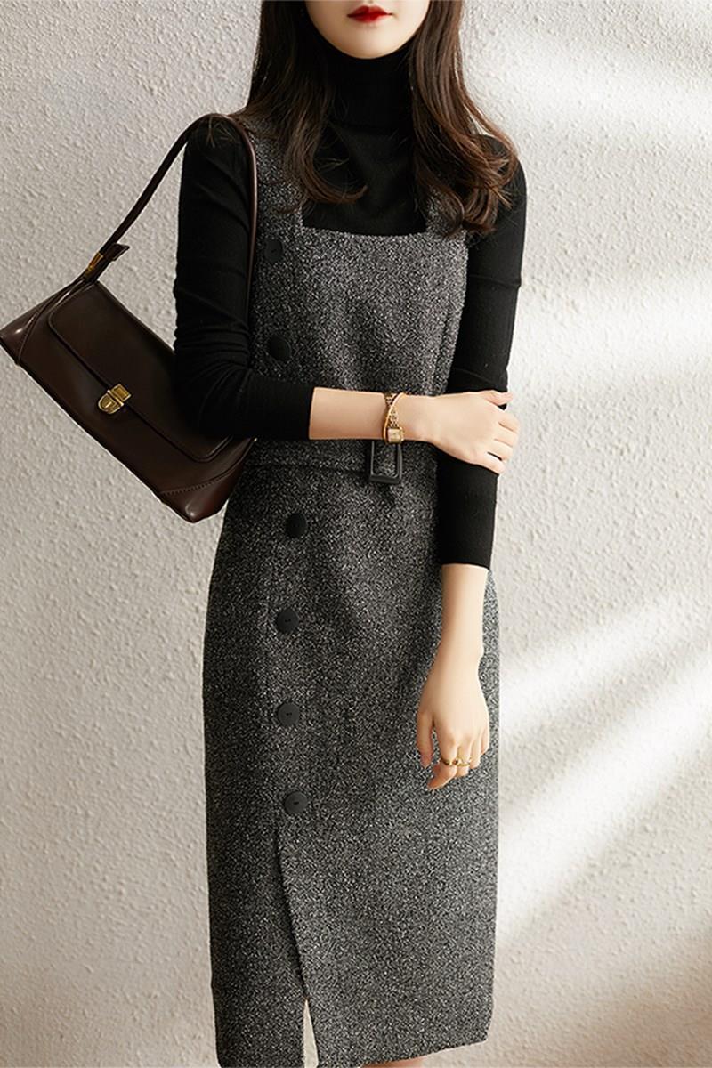 日系寬鬆顯瘦洋氣復古色織斜紋氣質百搭毛呢背心連身裙-HaloBless