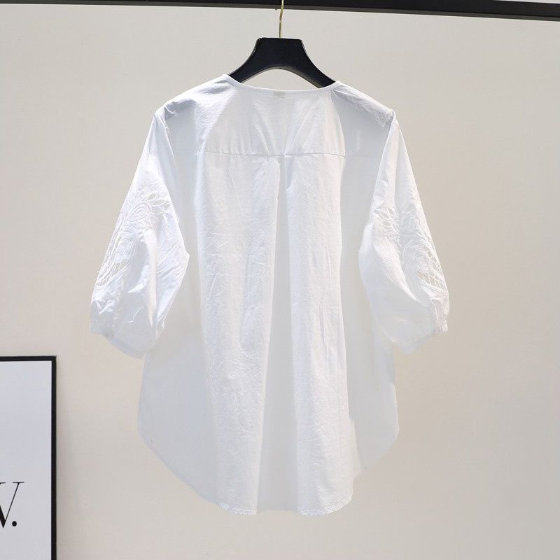 鏤空繡花設計感圓領寬鬆五分袖純棉襯衫-HaloBless