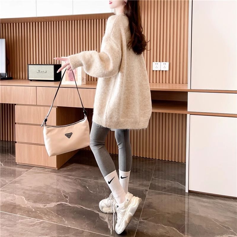 慵懶風寬鬆洋氣中長版針織毛衣