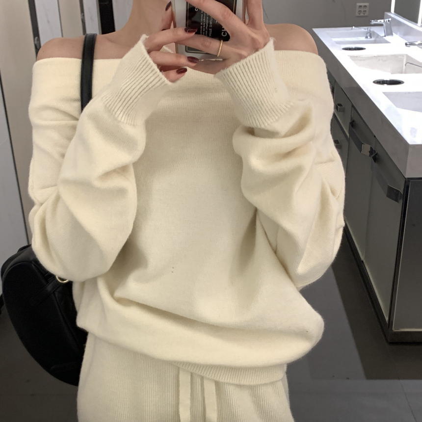 【整套】法式高級感一字領露肩毛衣+高腰針織直筒長褲兩件套