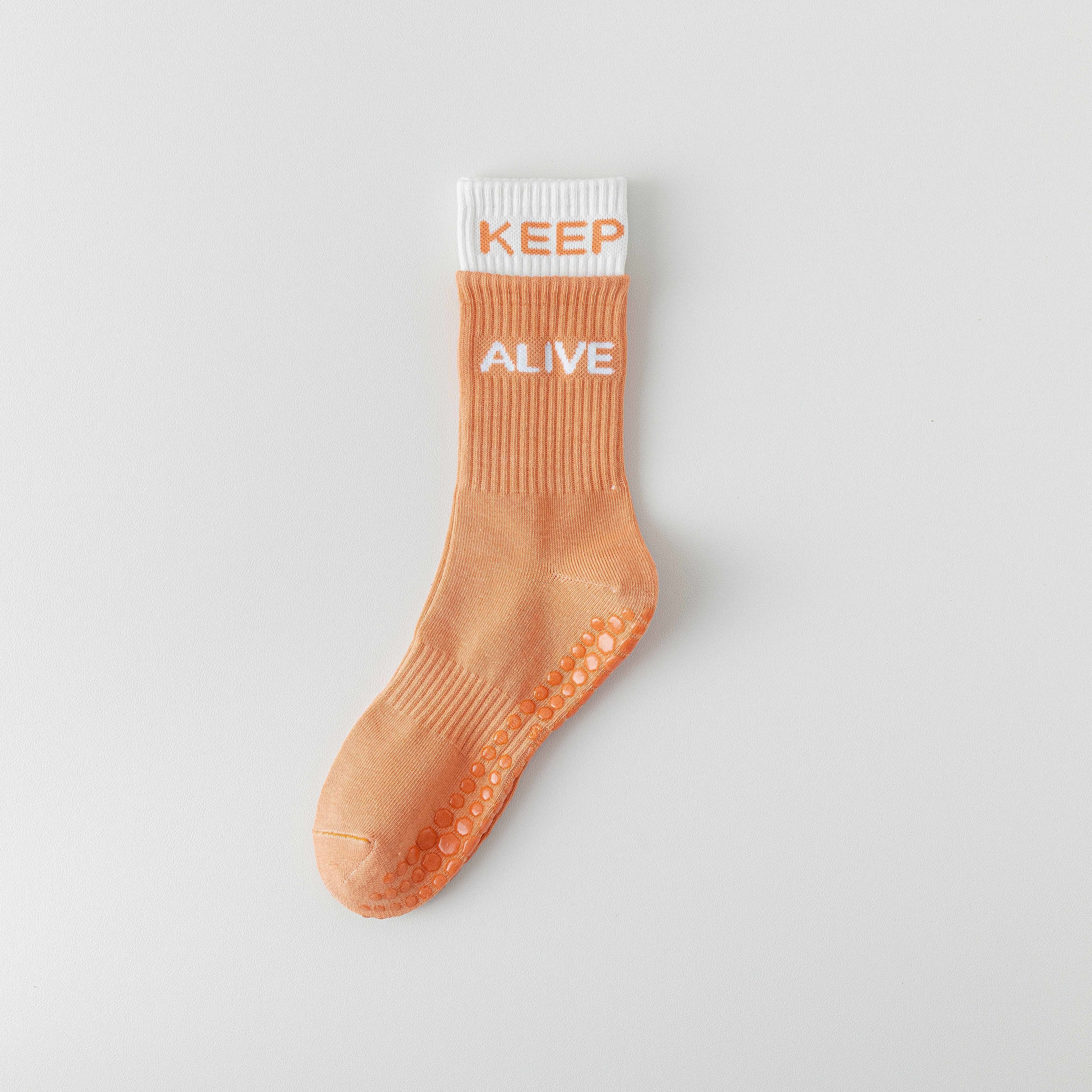 【3雙】瑜伽防滑中筒硅膠室內健身戶外跑步運動襪-HaloBless