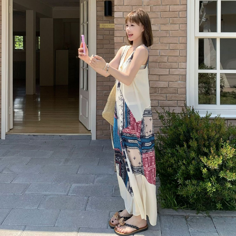 海島風V領無袖復古印花休閒闊腿背帶連體褲-HaloBless