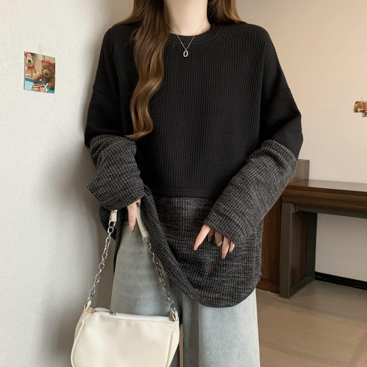 2色設計感拼接寬鬆慵懶撞色長袖T恤-HaloBless