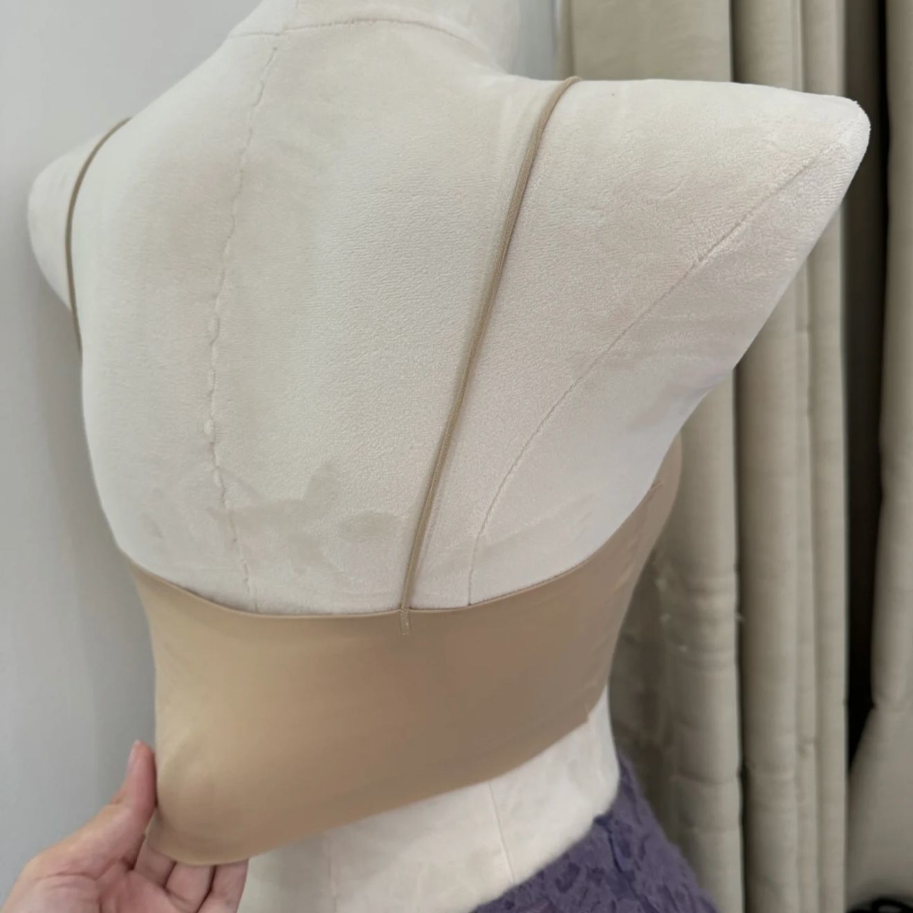 細肩帶不勒肉薄款純色涼感無痕內衣