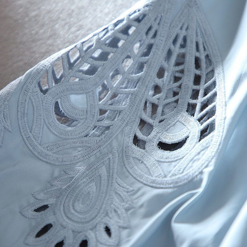 氣質V領休閒顯瘦百搭鏤空設計感中袖襯衫