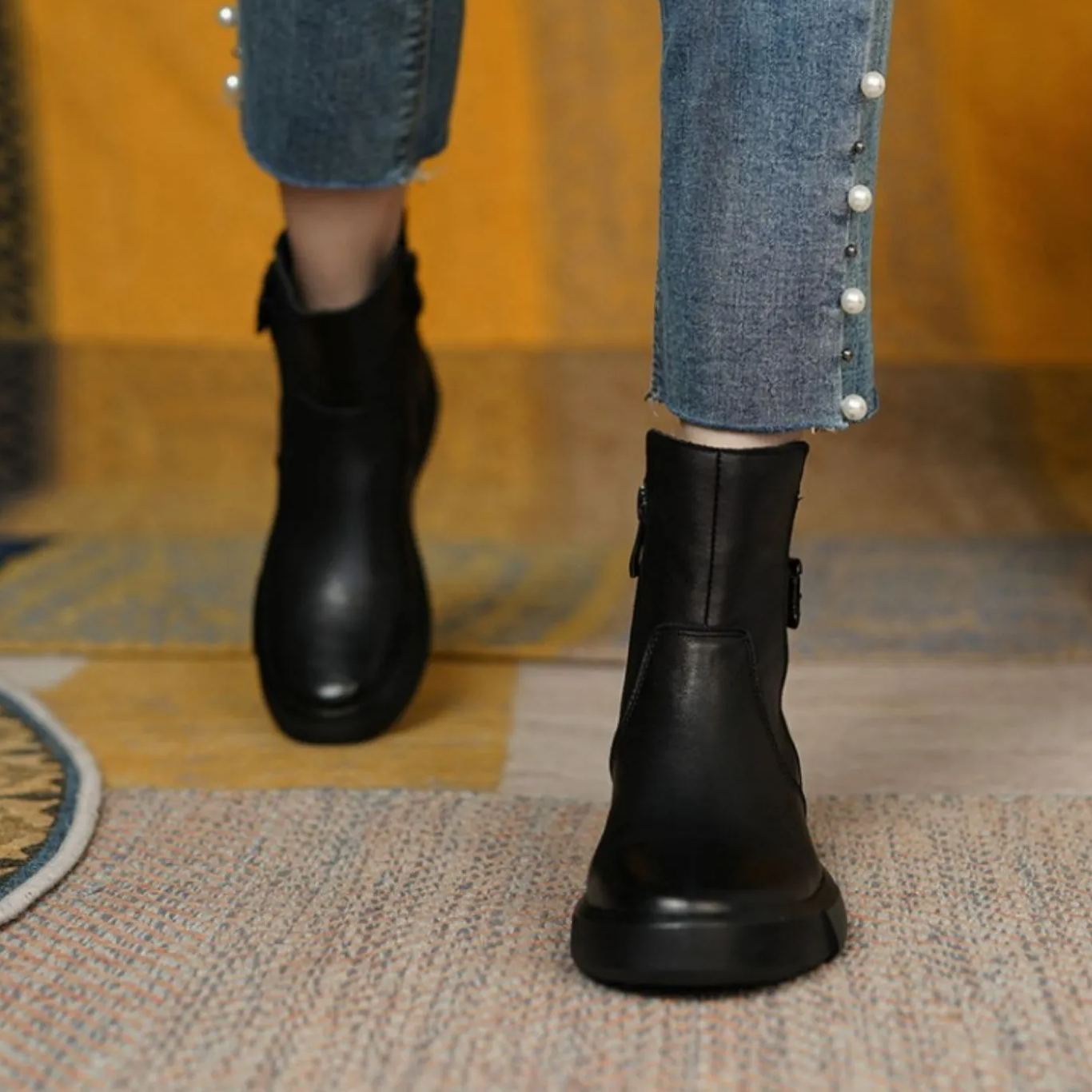 復古休閒時尚圓頭平底搭扣短靴馬丁靴-HaloBless